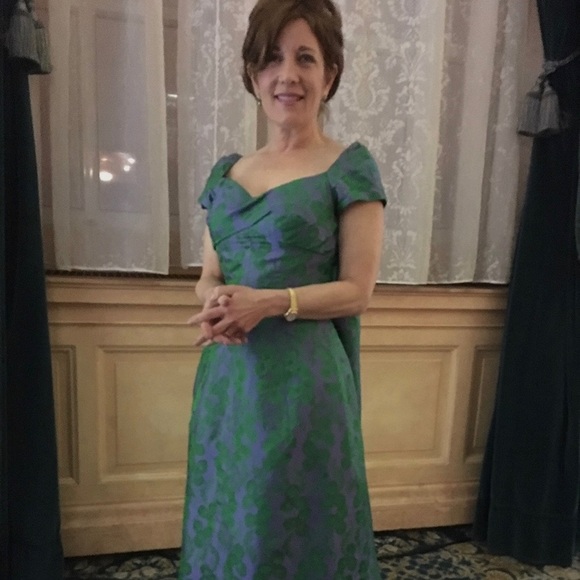 Meet your Posher, Mindy - Picture 1 of 1